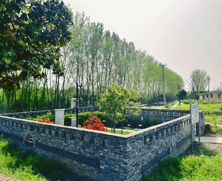 改造前站点景观改造后站点景观